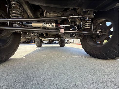 Used 2018 Jeep Wrangler Unlimited Sport AWD/4WD image 29