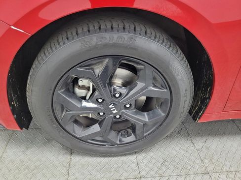 Used 2020 Kia Forte LXS image 31