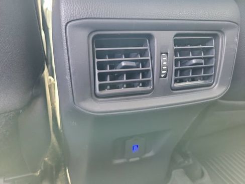 Used 2025 Toyota RAV4 LE AWD/4WD image 13