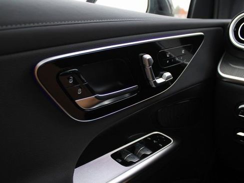 New 2026 Mercedes-Benz GLC 300 4MATIC image 24