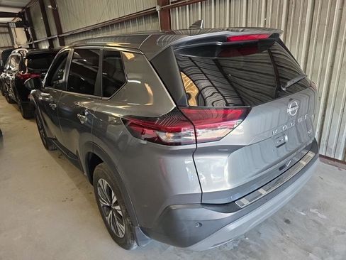Used 2022 Nissan Rogue SV FWD image 10