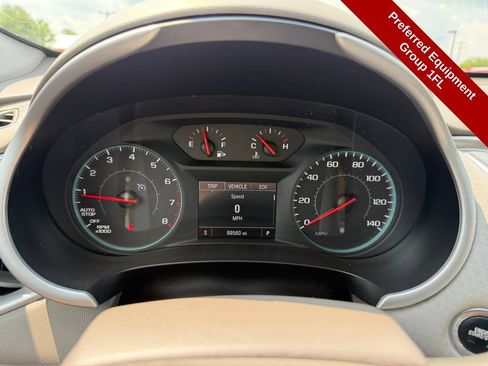 Used 2022 Chevrolet Malibu LS w/ Driver Confidence Package II FWD image 21