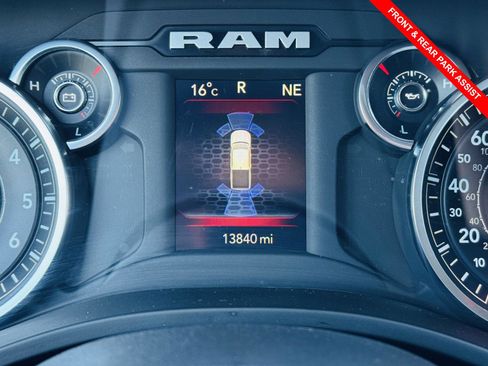 Used 2025 RAM 1500 Big Horn AWD/4WD image 9