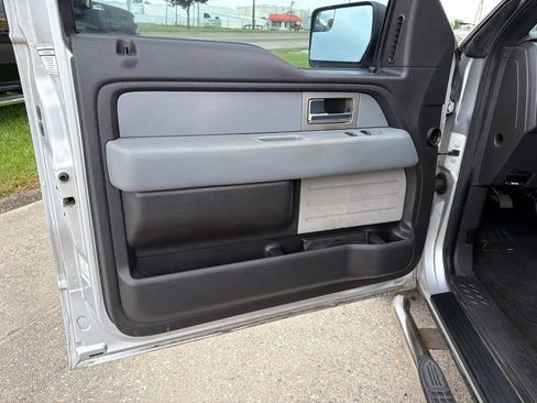 Used 2011 Ford F150 XLT w/ Trailer Tow Pkg RWD image 9