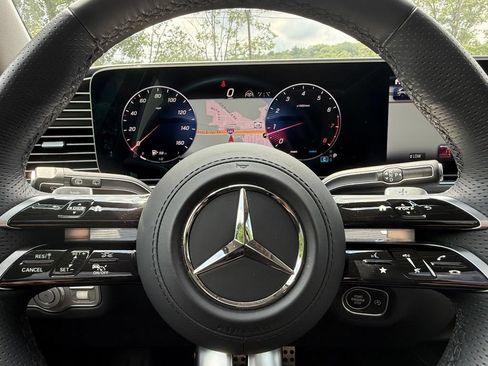 Used 2026 Mercedes-Benz GLS 450 4MATIC image 33