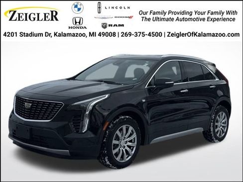 Used 2023 Cadillac XT4 Premium Luxury image 1
