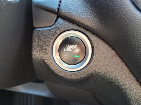 Used 2022 Chevrolet Equinox LT FWD image 30