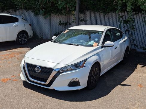 Used 2019 Nissan Altima 2.5 S FWD image 1