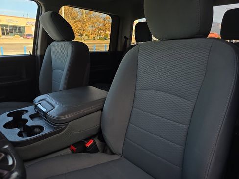 Used 2016 RAM 2500 Tradesman w/ Popular Equipment Group image 18