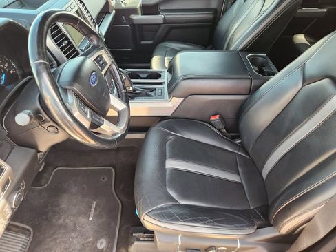 Used 2018 Ford F150 Platinum w/ Equipment Group 701A Luxury RWD image 11