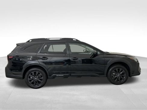 Used 2025 Subaru Outback Onyx Edition AWD/4WD image 6