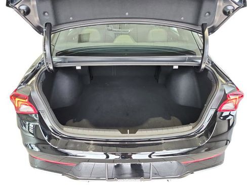 Certified 2024 Kia K5 GT-Line image 31