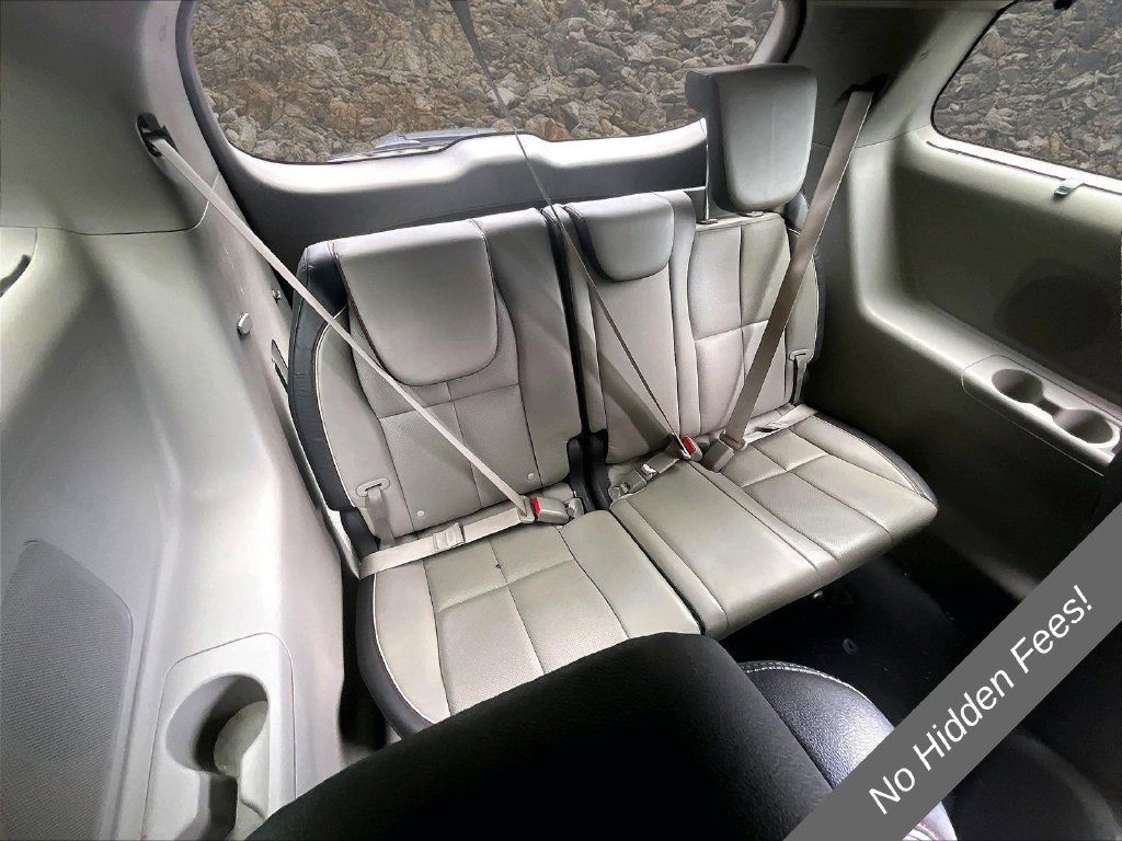 Used 2018 Kia Sedona EX FWD image 25