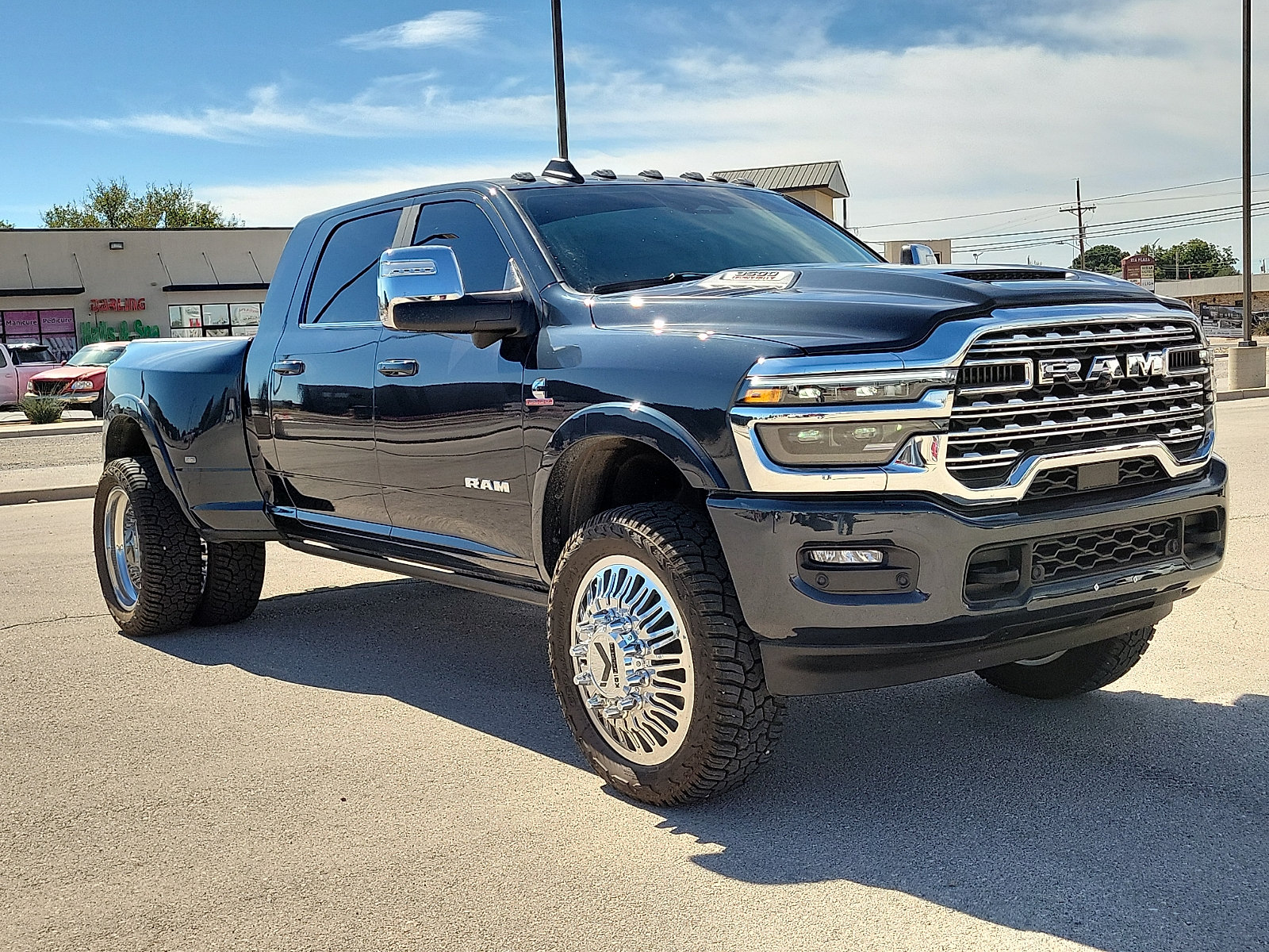 Used 2026 RAM 3500 Longhorn AWD/4WD image 6