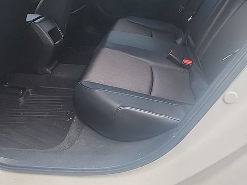 Used 2018 Honda Accord Sport image 8