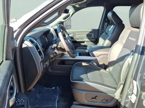 New 2026 RAM 2500 Laramie AWD/4WD image 20