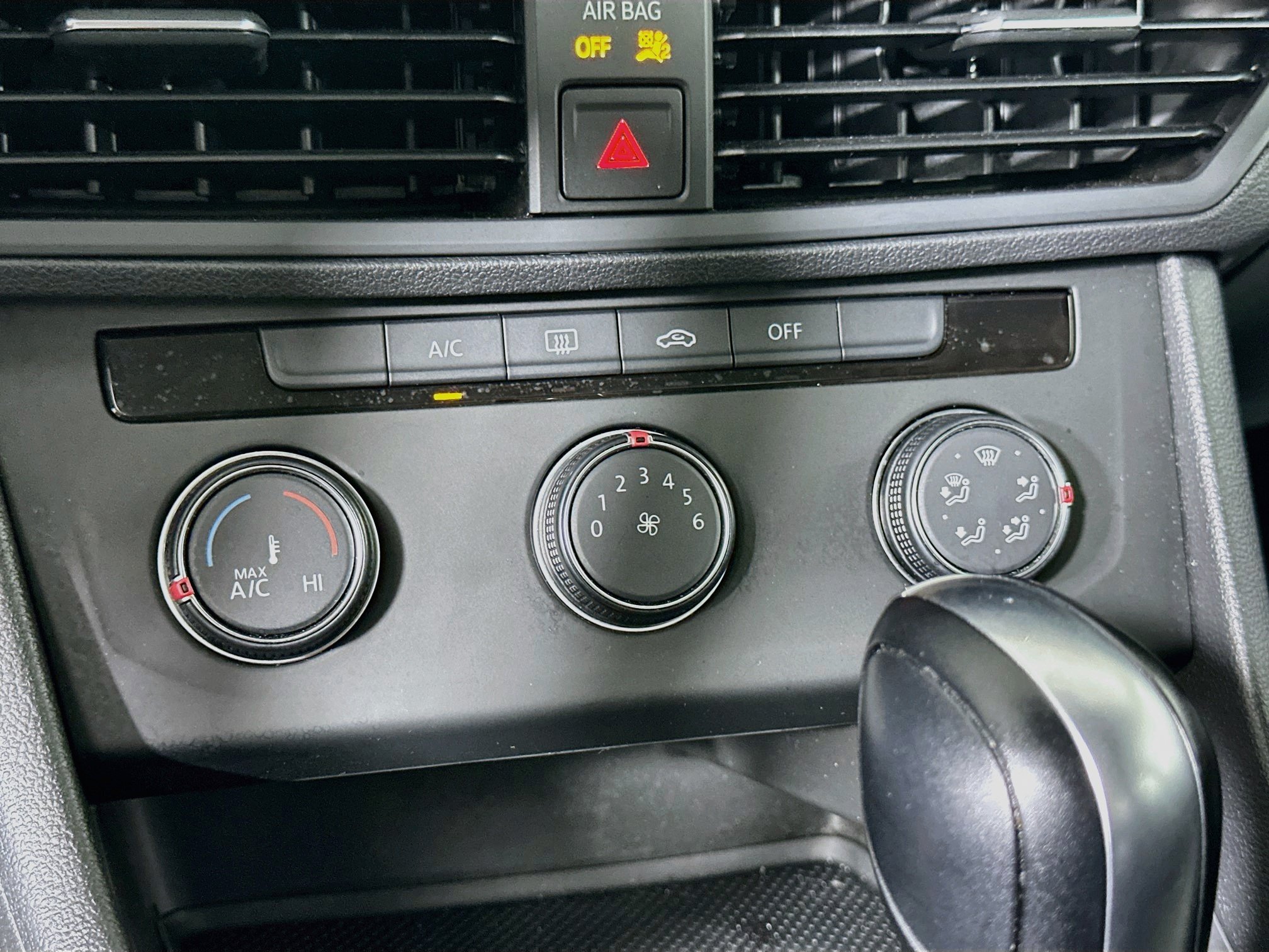Used 2019 Volkswagen Jetta S w/ Driver Assistance Package FWD image 23