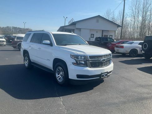 Used 2018 Chevrolet Tahoe LT image 3