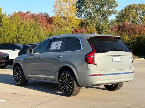 New 2026 Volvo XC90 B5 Ultra image 5