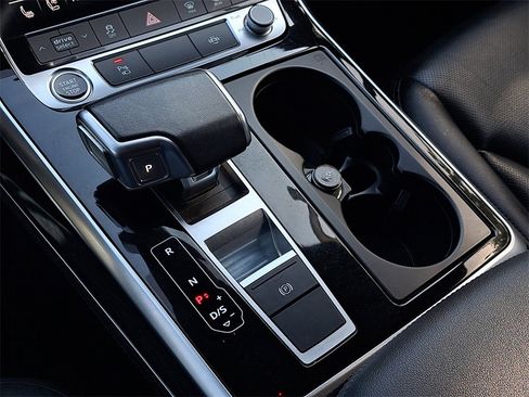 Used 2022 Audi Q7 3.0T Premium Plus w/ Premium Plus Package image 15