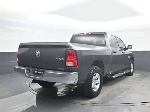 Used 2018 RAM 1500 Tradesman w/ Chrome Appearance Group AWD/4WD image 6
