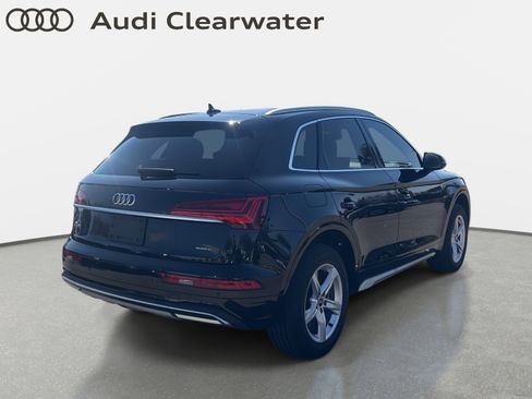 Used 2023 Audi Q5 2.0T Premium w/ Convenience Package image 4
