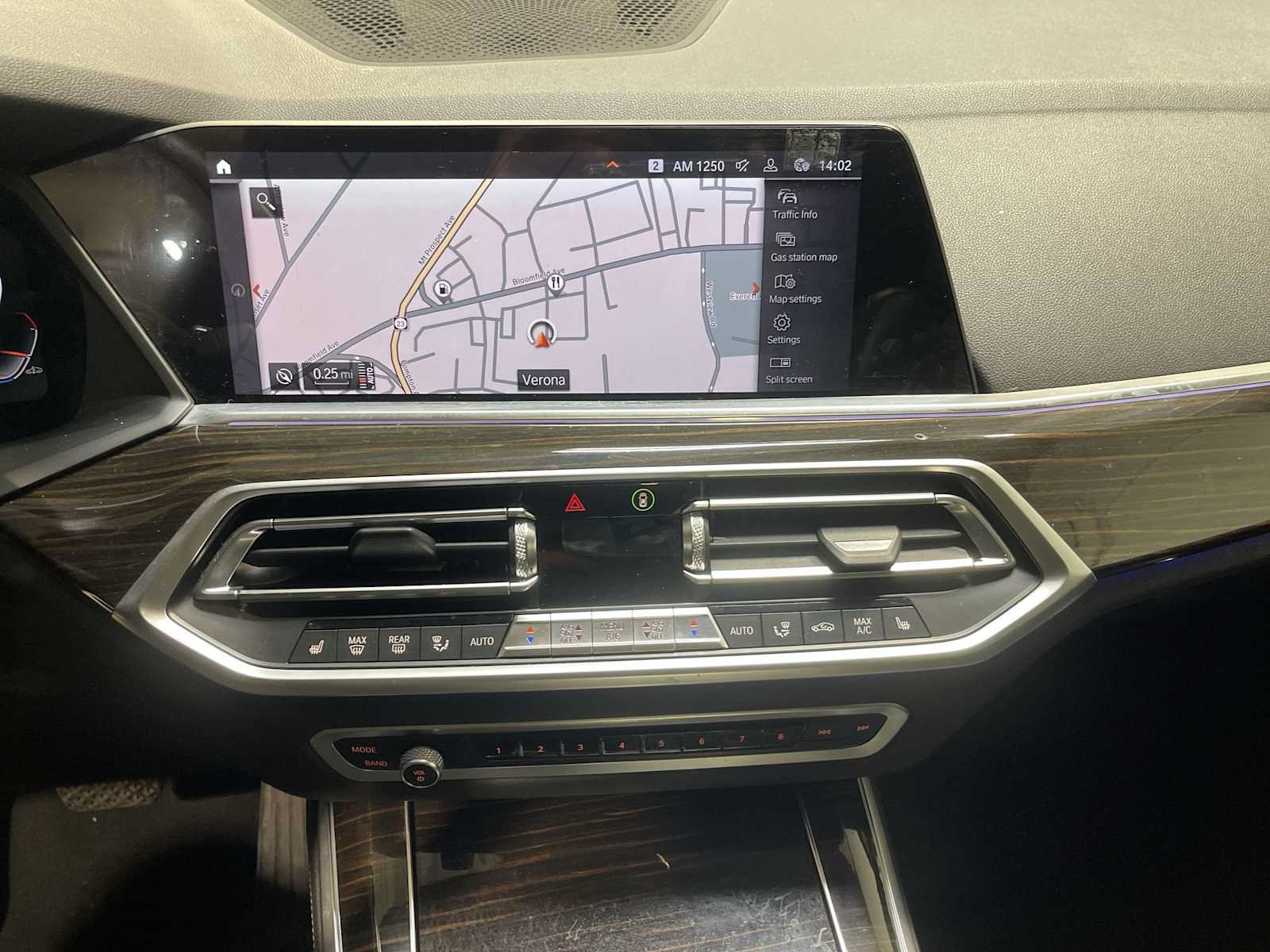 Used 2019 BMW X5 xDrive40i w/ Premium Package 2 AWD/4WD image 16
