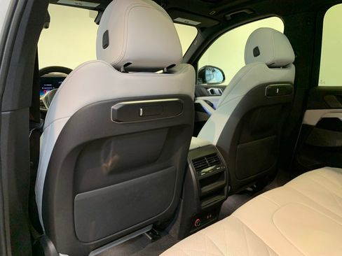 Used 2024 BMW X5 xDrive40i w/ M Sport Package AWD/4WD image 53