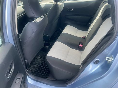 Used 2013 Toyota Yaris LE FWD image 13