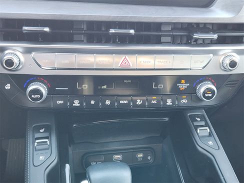 Certified 2024 Kia Telluride EX X-Line image 19