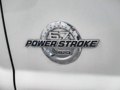 Used 2016 Ford F250 Lariat w/ Lariat Interior Package image 48