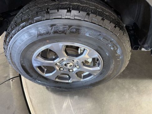 Used 2024 Ford Bronco Big Bend image 10