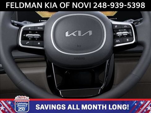 New 2026 Kia Carnival EX FWD image 23