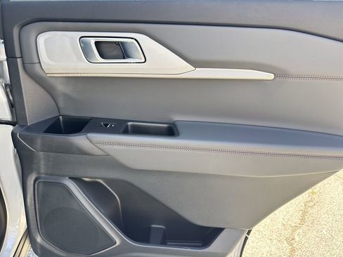 New 2026 Ford Explorer Active image 16