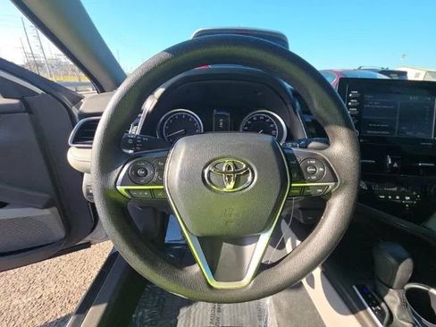 Used 2023 Toyota Camry LE FWD image 7