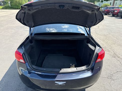 Used 2014 Chevrolet Impala LT w/ Convenience Package FWD image 15