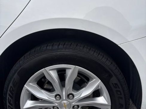 Used 2024 Chevrolet Malibu LT FWD image 10