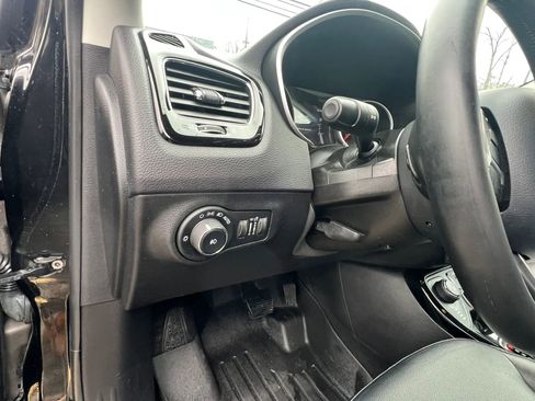 Used 2018 Jeep Compass Limited w/ Safe & Security Group image 25