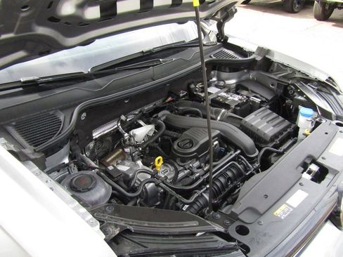New 2026 Volkswagen Taos SE AWD/4WD image 26