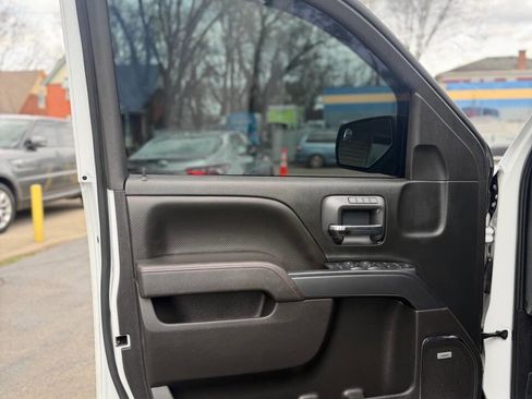 Used 2017 GMC Sierra 1500 SLT image 9