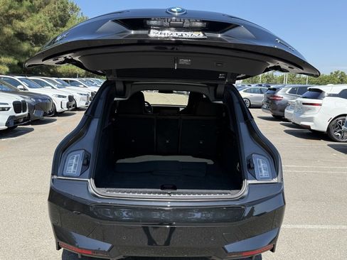 Used 2025 BMW iX xDrive50 image 15