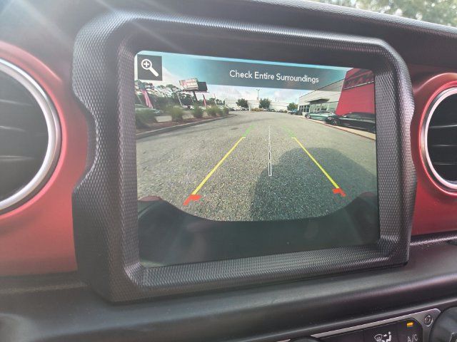 Used 2023 Jeep Gladiator Rubicon w/ LED Lighting Group AWD/4WD image 27