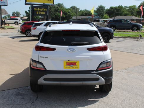 Used 2023 Hyundai Kona SEL w/ Convenience Package FWD image 6