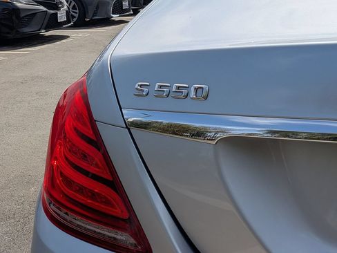 Used 2015 Mercedes-Benz S 550 Sedan image 25