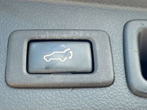 Used 2018 Subaru Forester 2.5i Touring AWD/4WD image 33