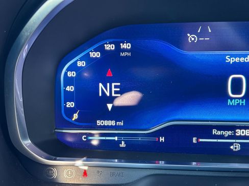 Used 2023 Chevrolet Tahoe RST w/ Luxury Package image 35