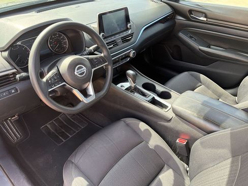 Used 2020 Nissan Altima 2.5 S image 4