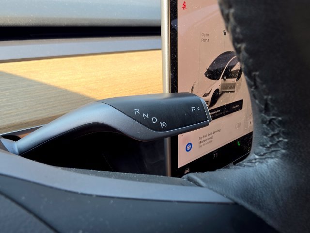 Used 2022 Tesla Model 3 Performance AWD/4WD image 18
