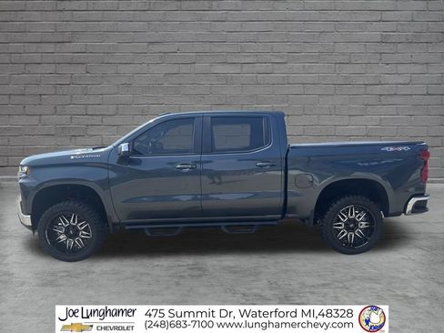Used 2021 Chevrolet Silverado 1500 LT w/ Convenience Package II AWD/4WD image 7