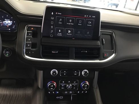 Used 2024 GMC Yukon SLT w/ SLT Luxury Package AWD/4WD image 22